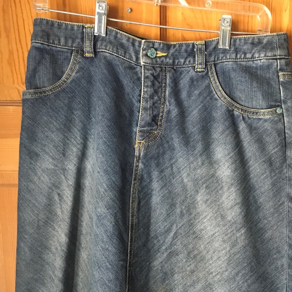 Royal Robbins jean skirt